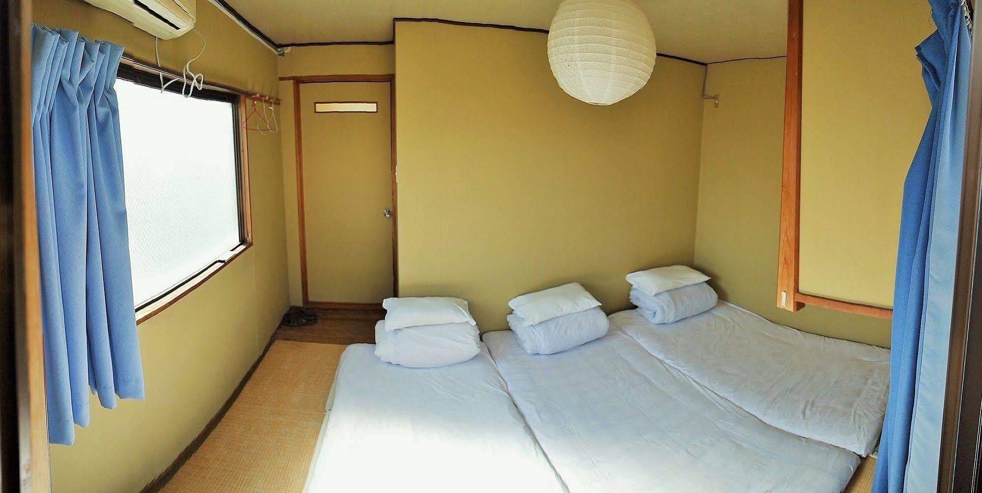 Peace House Sakura Vandrarhem Kyoto Exteriör bild